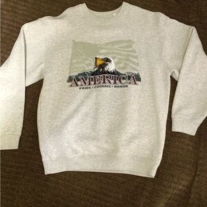 Vintage Croft & Barrow America Embroidered Eagle USA Sweatshirt